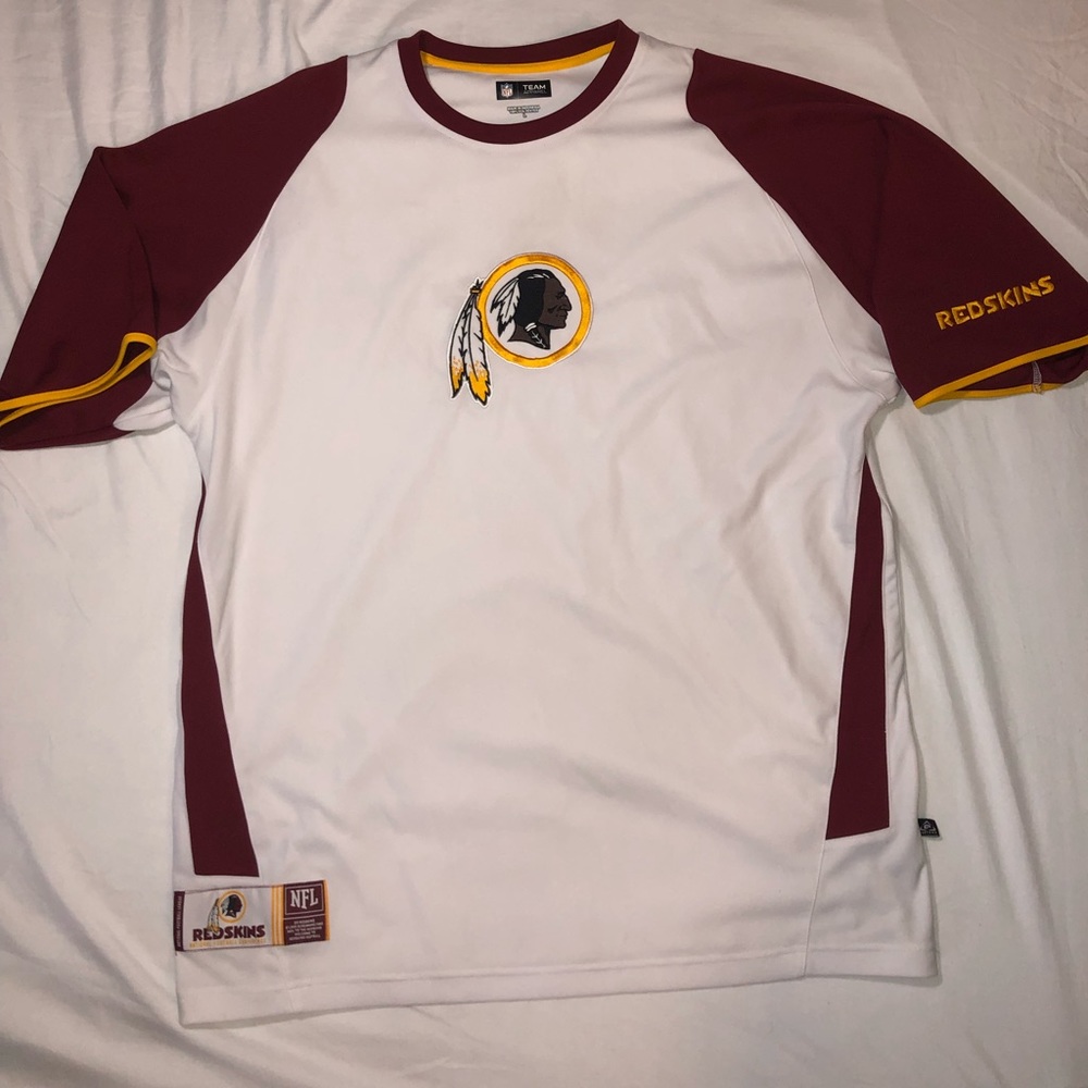 Vintage Washington Redskins T-Shirt (Embroidered)